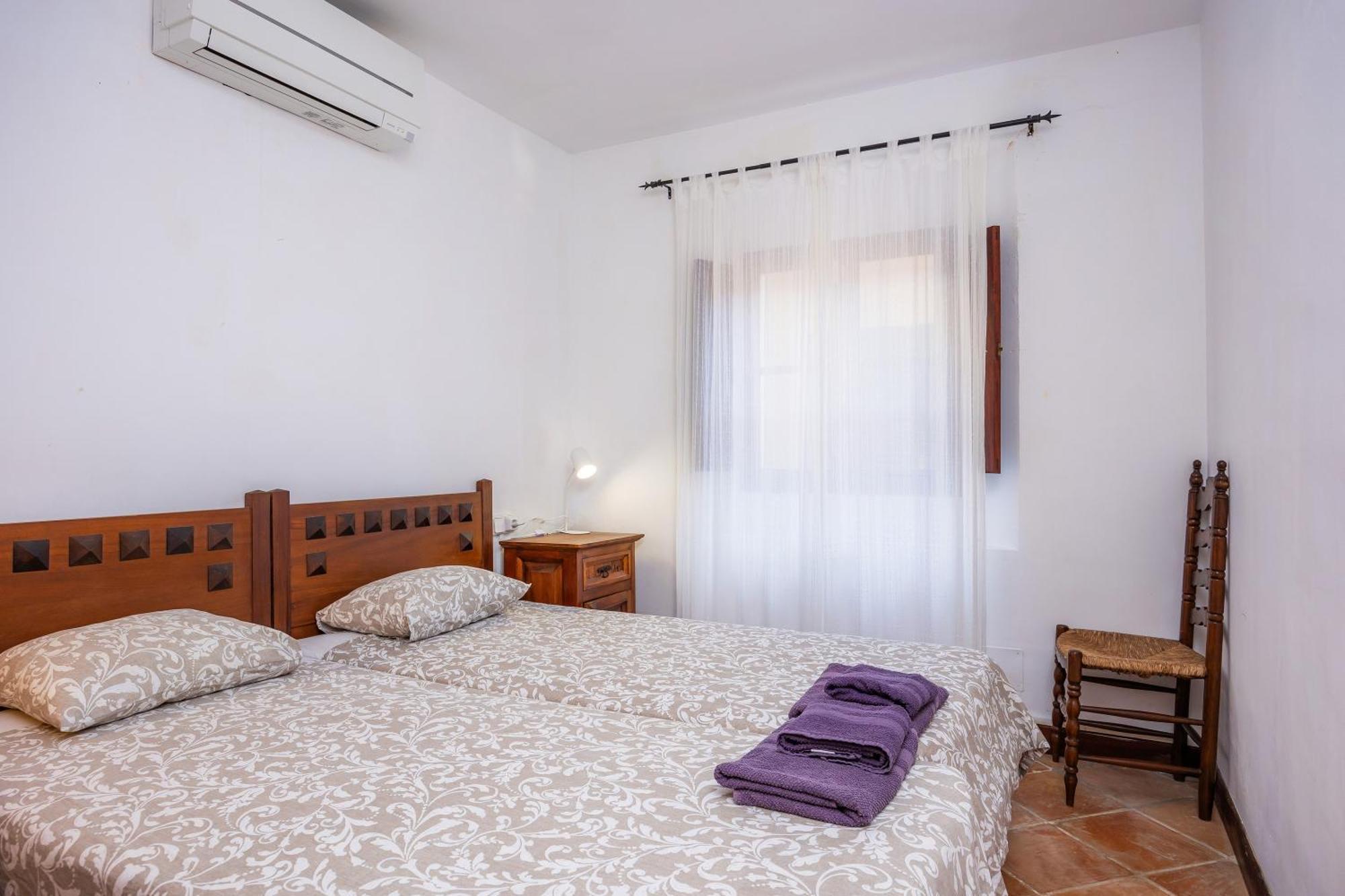 Casita En Cala Junto Al Mar 1