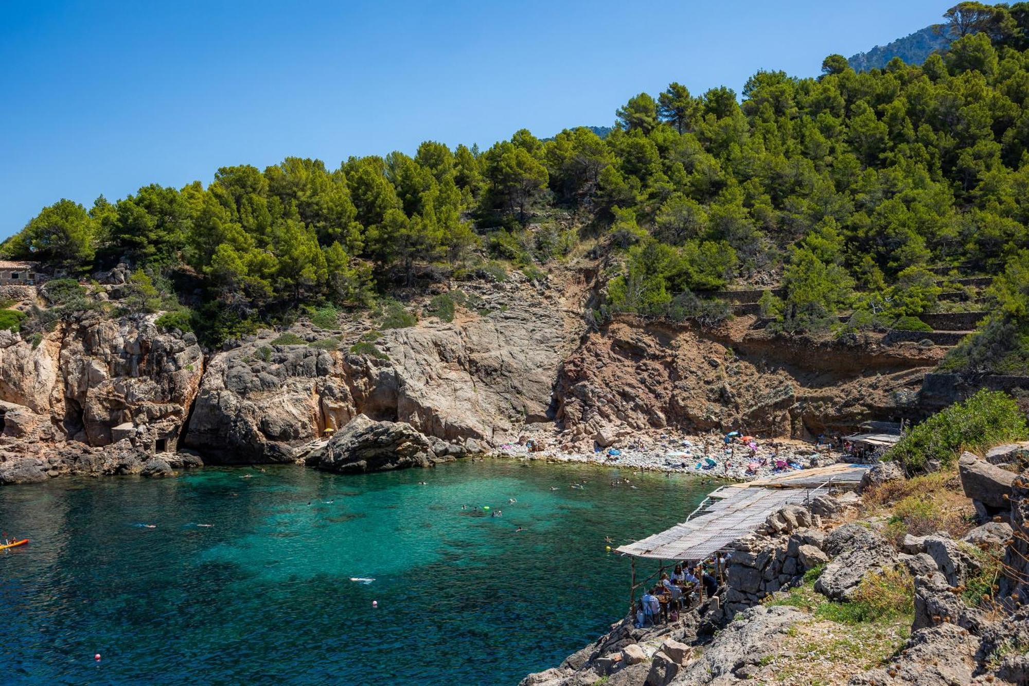 Casita En Cala Junto Al Mar 1